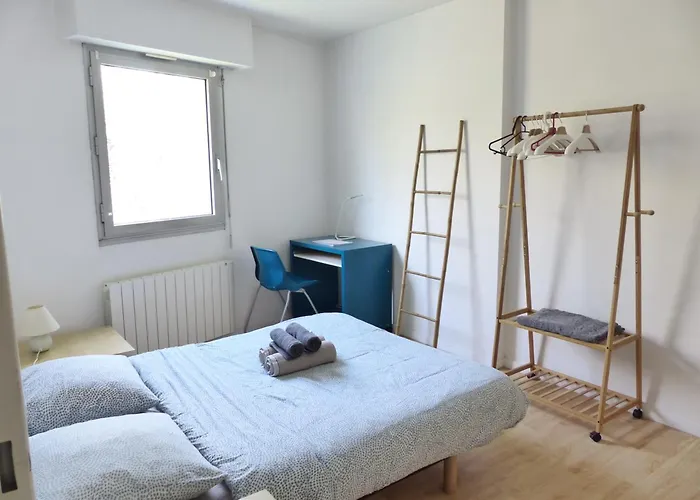 Chezine, T2 Au Calme Avec Balcon, 2pers Et Parking Nantes